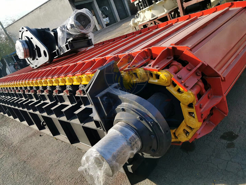Apron-feeder