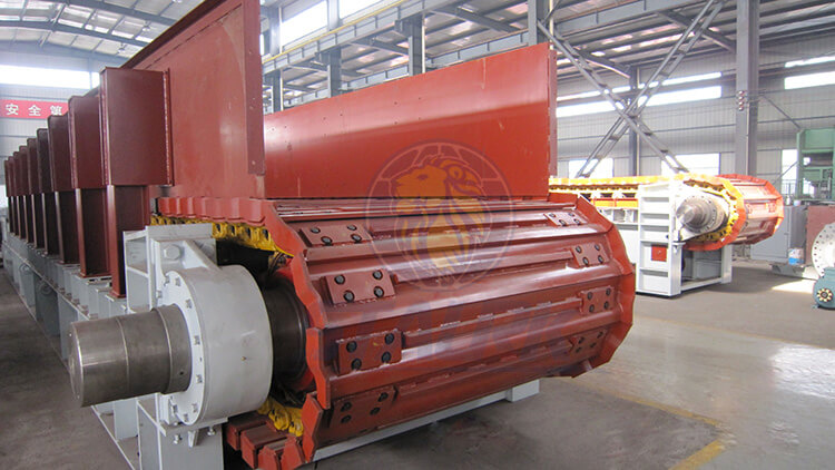Apron-feeder