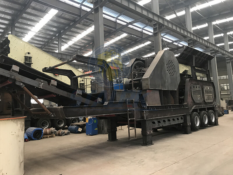 Mobile-crushing-station